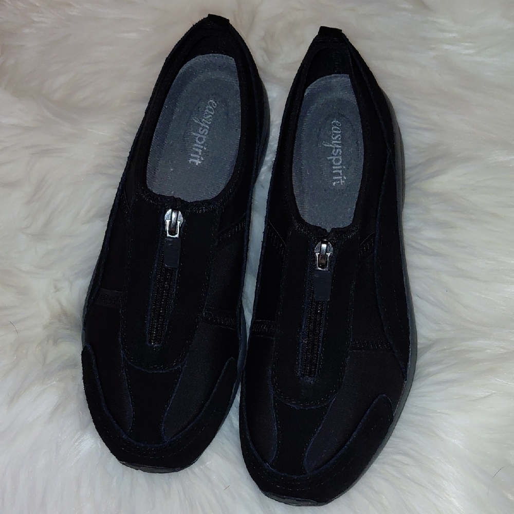 EUC Easy Spirit Walker Zip, Black, 9.5M, Suede Leather + Breatheable Upper